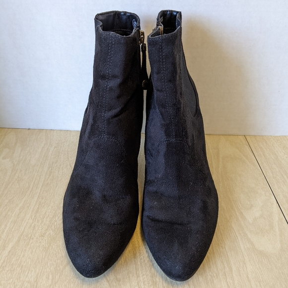 Isaac Mizrahi for Target Black Faux Suede Booties size 8 - Picture 4 of 13